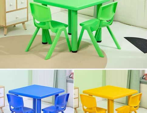 160067 CANDY SQUARE TABLE